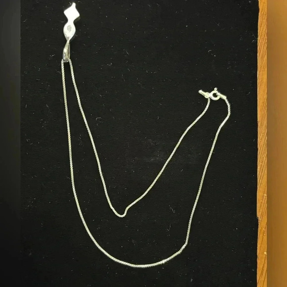 92.5 Silver, Made In Italy Amethyst Double Gem  8” Necklace - Picture 4 of 5